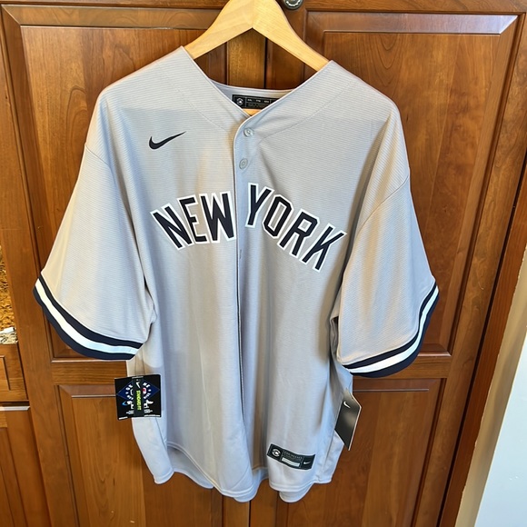 New York Yankees Torres Away Jersey - Picture 2 of 6